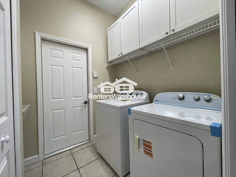 8946 Province St — Photo 34