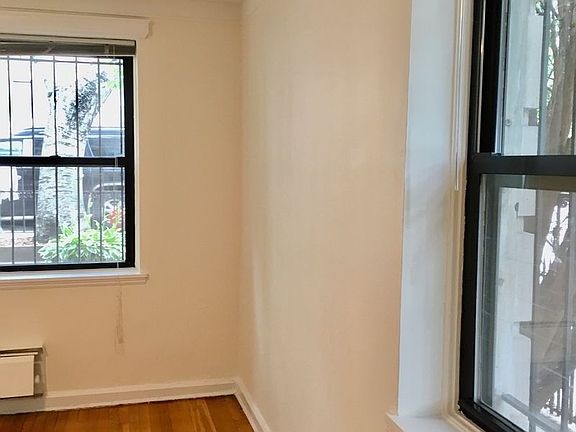 2nd image of 190 8th Ave #1A