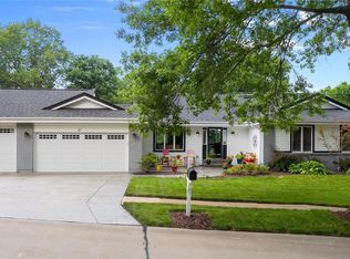 21 Peppermill Ct, Chesterfield, MO 63005