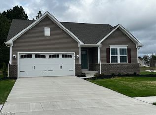 1604 Slick Rock Dr, Painesville, OH 44077