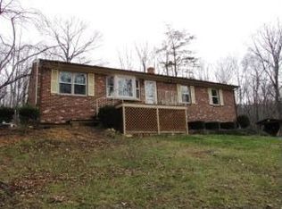 110 Palmer Trl, Troutville, VA 24175