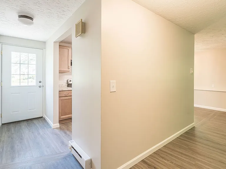 Seven Hearths Homestead Apartments — Photo 23