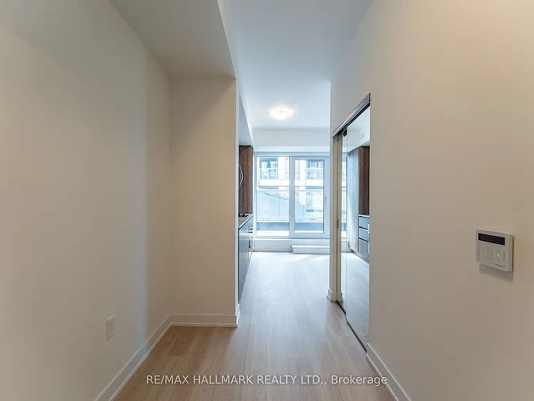 15 Richardson St #316 — Photo 6