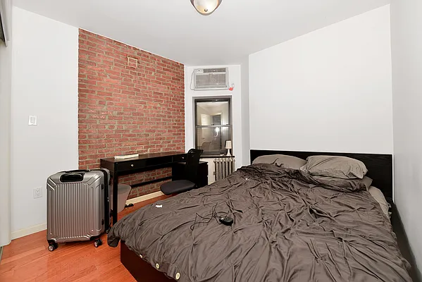 Rented by J Misrahi Realty Corp | media 30