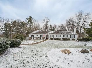 1583 Ashlawn Dr, Pittsburgh, PA 15241