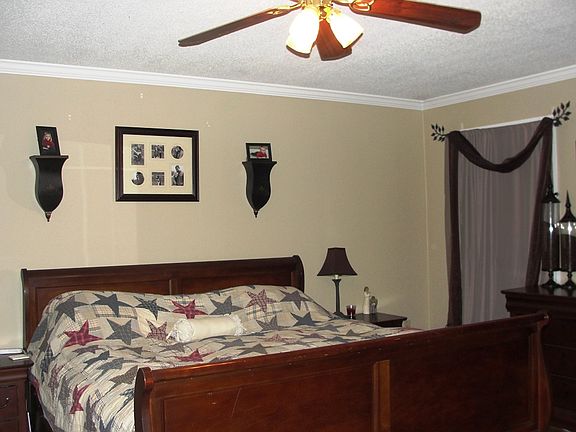 5th image of 171 Blue Holly Dr NE
