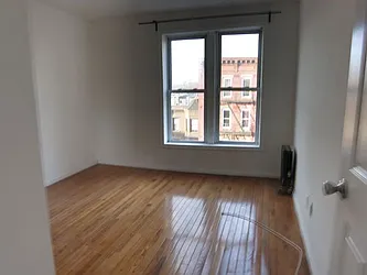 Rented by Next Door Realty NYC