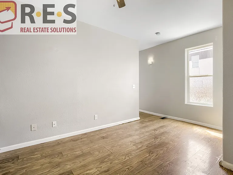4420 Pennsylvania St — Photo 4