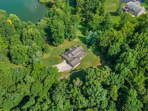 4th image of 304 Timberlake Ln