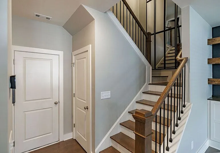 38 Auburn Woods Dr — Photo 22