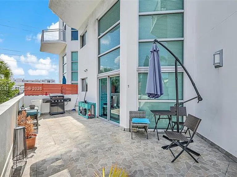 7728 Collins Ave #5 — Photo 29
