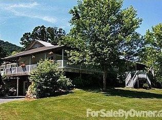 74 Cornerstone Dr, Canton, NC 28716