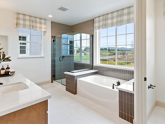 3042-hickorynut-street.52669.p3k.024.web