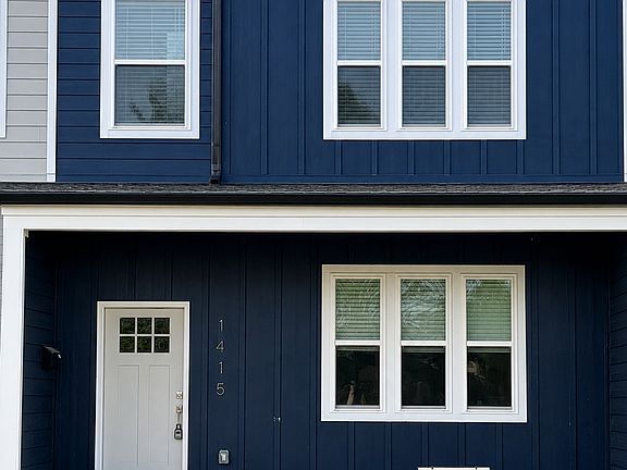 2nd image of 1415 Woodbine Ave NE