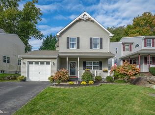 8 Victory Way, Upper Chichester, PA 19061