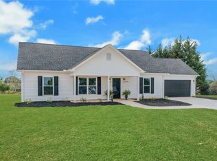 816 N Old Pendleton Rd, Liberty, SC 29657