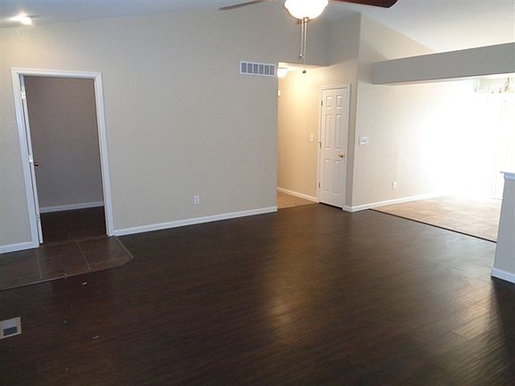 2nd image of 3018 43rd Ave