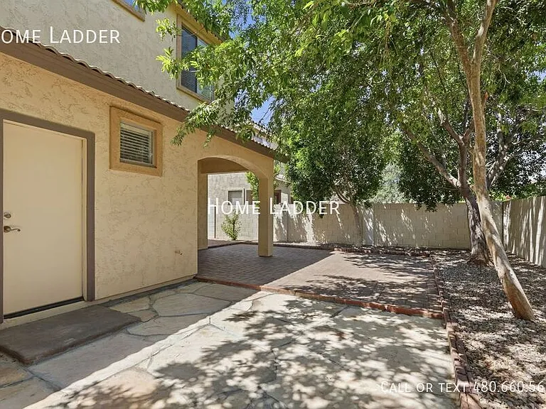 4172 E Santa Fe Ln — Photo 36
