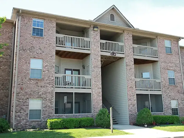 Providence Hill Apartments — Photo 14