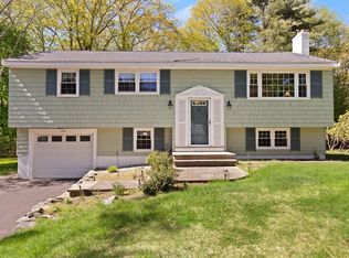 114 South St, Stoughton, MA 02072
