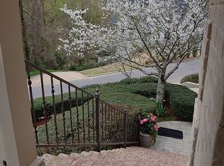 2228 Sterlingwood Dr, Mountain Brook, AL 35243