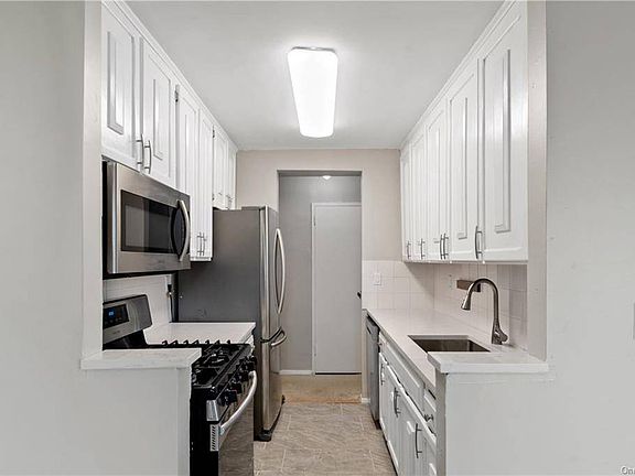 4th image of 7 Balint Dr APT 318
