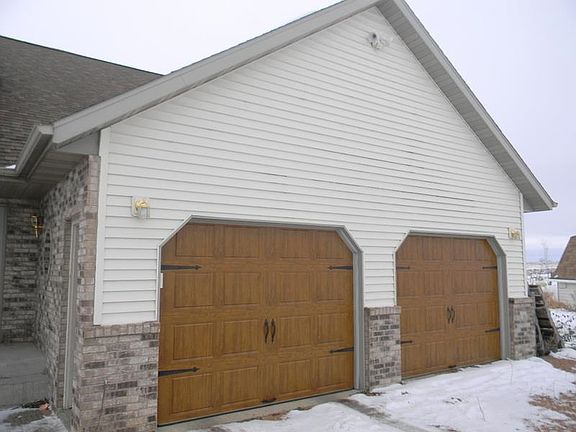 3rd image of N699 Gibson Dr