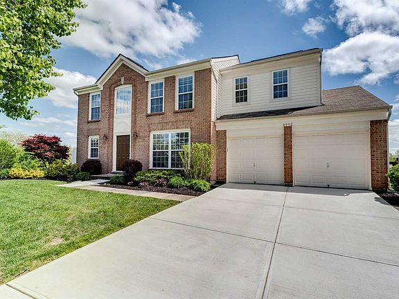 2nd image of 8992 Crimson Oak Dr