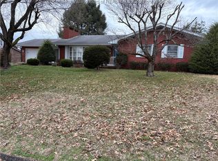 709 S Ritchie Ave, Ravenswood, WV 26164