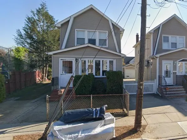 1 Melrose Street, Elmont, NY 11003