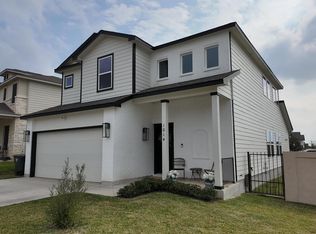 1014 Kus Dr, Laredo, TX 78045