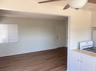 7832 W Manchester Ave APT 6, Playa Del Rey, CA 90293