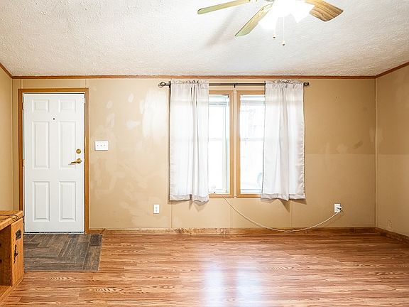 4th image of 161 N Gamble St