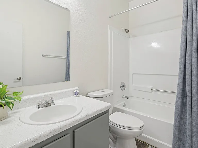 Huntington Meadows — Photo 10