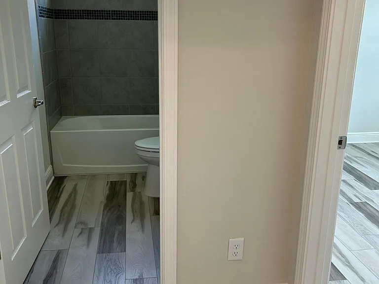 524 W Doerr Path — Photo 16