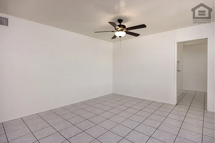 2849 W Alice Ave — Photo 7