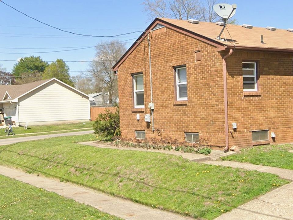 2nd image of 6018 Hickman Rd