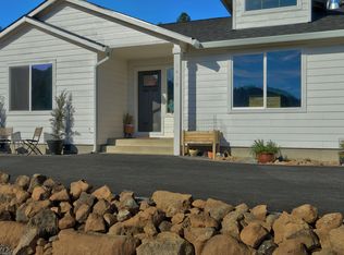 3430 N Ridge Dr, Klamath Falls, OR 97601