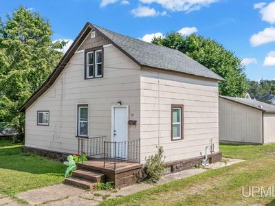 519 7th St, Iron Mountain, MI, 49801