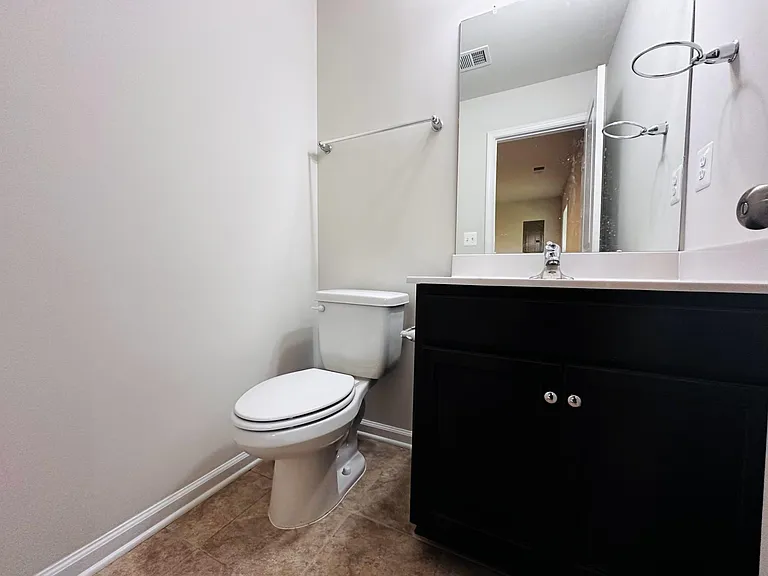 273 Willowshire Ct — Photo 6