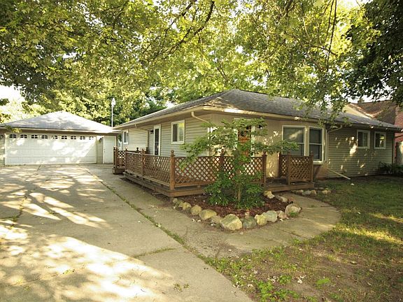 2nd image of 253 Kansas Ave