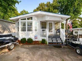 131 Clubhouse Drive Ext, New London, NC 28127
