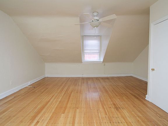 3rd image of 1429 Spruce St #4F
