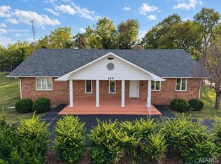 109 E Jefferson Ave, Richland, MO 65556