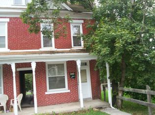 424 Locust St, Burnham, PA 17009
