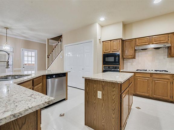 3rd image of 9722 New Kent Dr