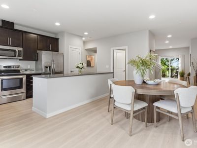 16201 Meadow Road #H4, Lynnwood, WA, 98087