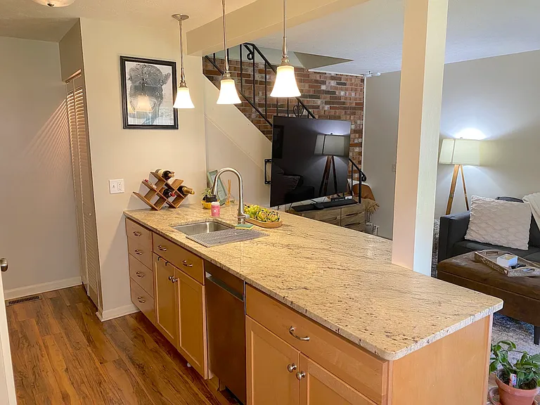 20 Milrace Dr — Photo 7