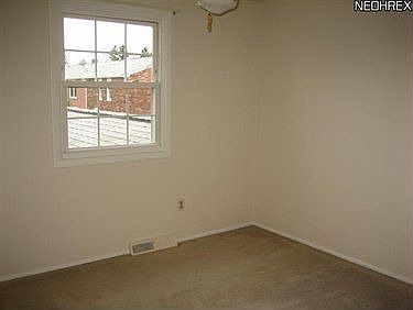 5th image of 24600 Clareshire Dr #4-B