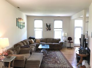 825 W George St #2, Chicago, IL 60657